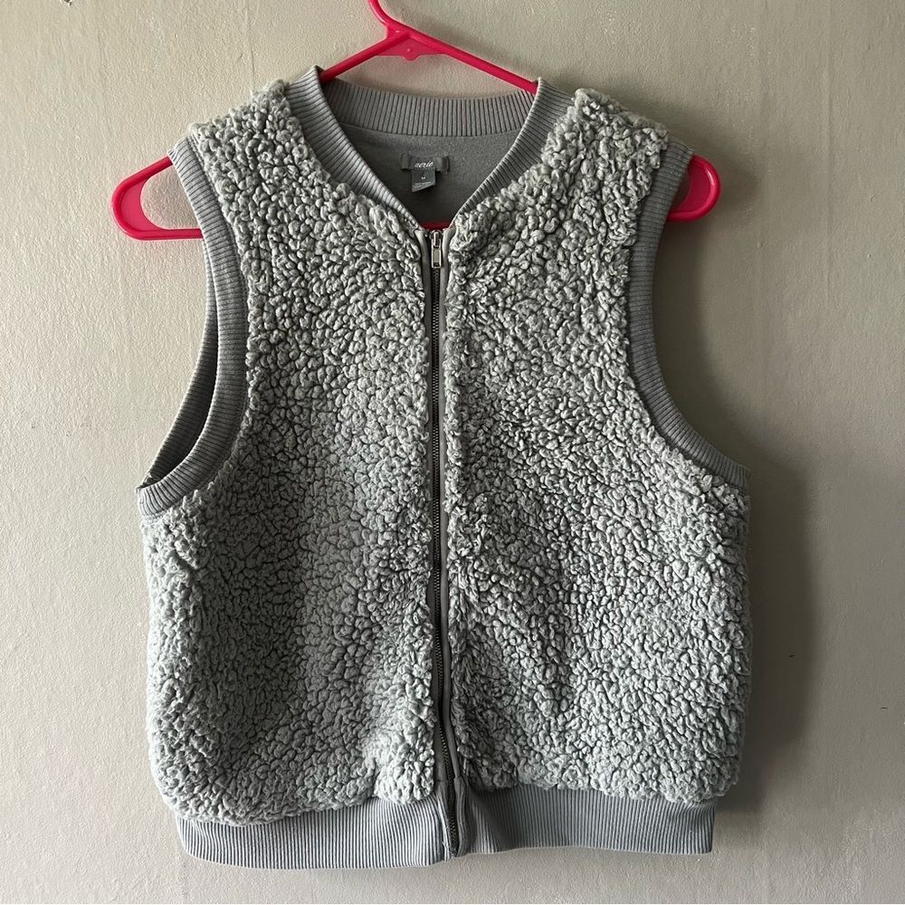 Aerie Gray Sherpa Fleece Zip Front Vest Soft Cozy Sleeveless Jacket Size M